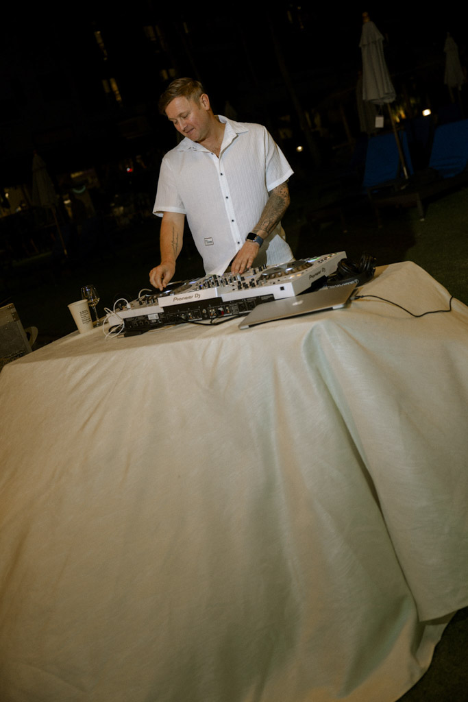 marriott merlin wedding photographer-54